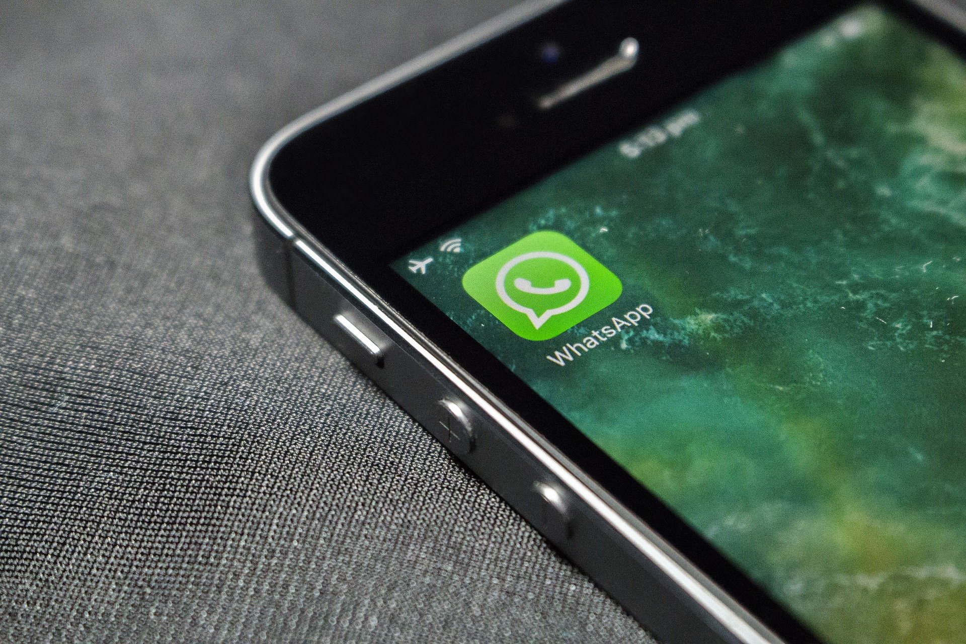 WhatsApp para de funcionar no iPhone 4s e anteriores