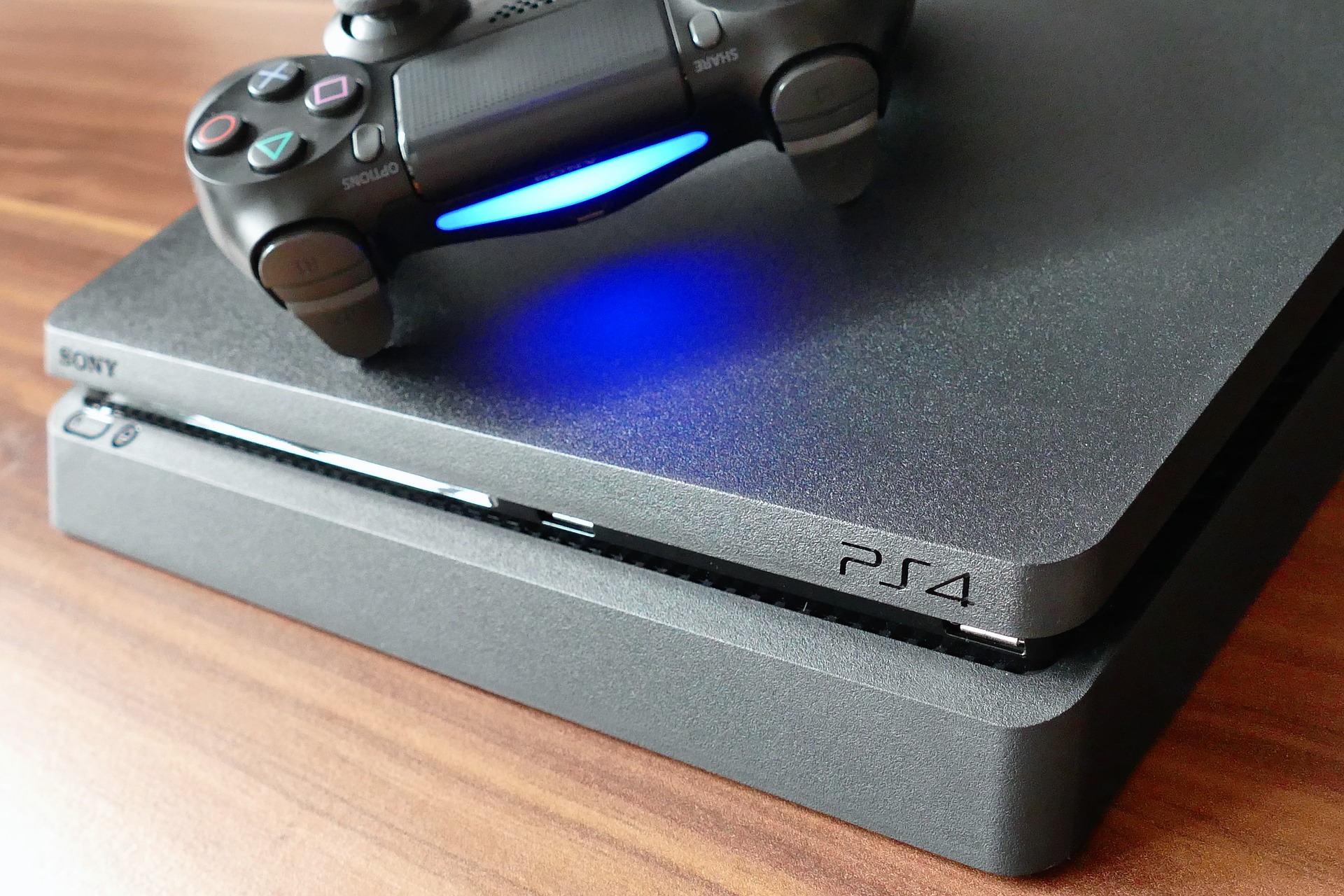 PlayStation 4 continuará recebendo novos títulos