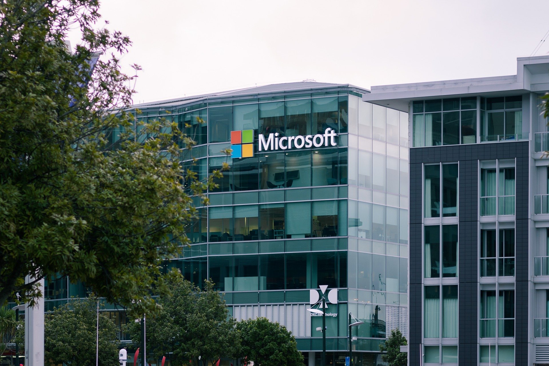 Microsoft supera Apple e se torna empresa mais valiosa do mundo