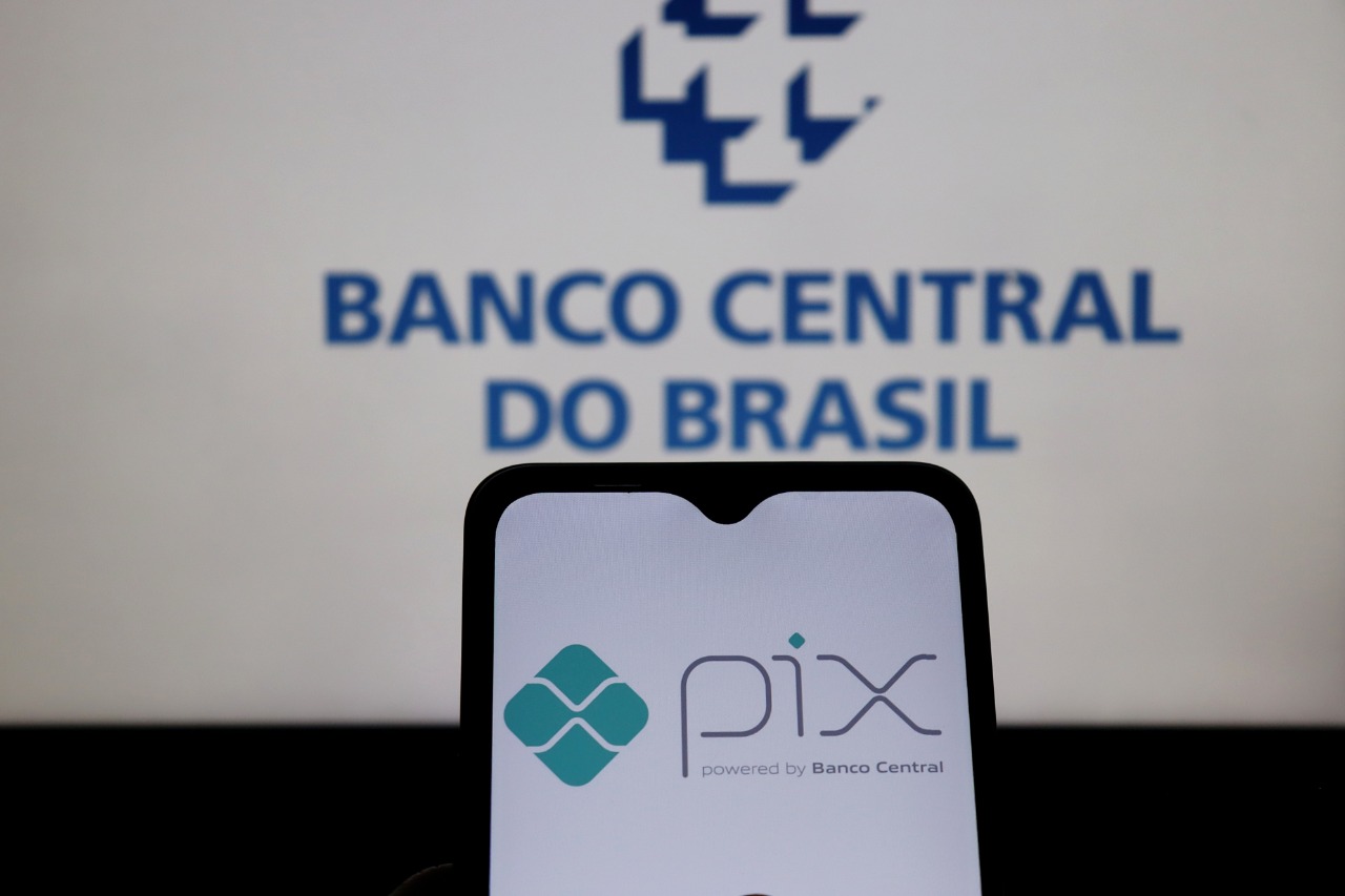 Pix automático chega em outubro de 2024, confirma BACEN