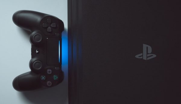 Netflix escolhe o PS4 Pro para testar nova tecnologia de streaming