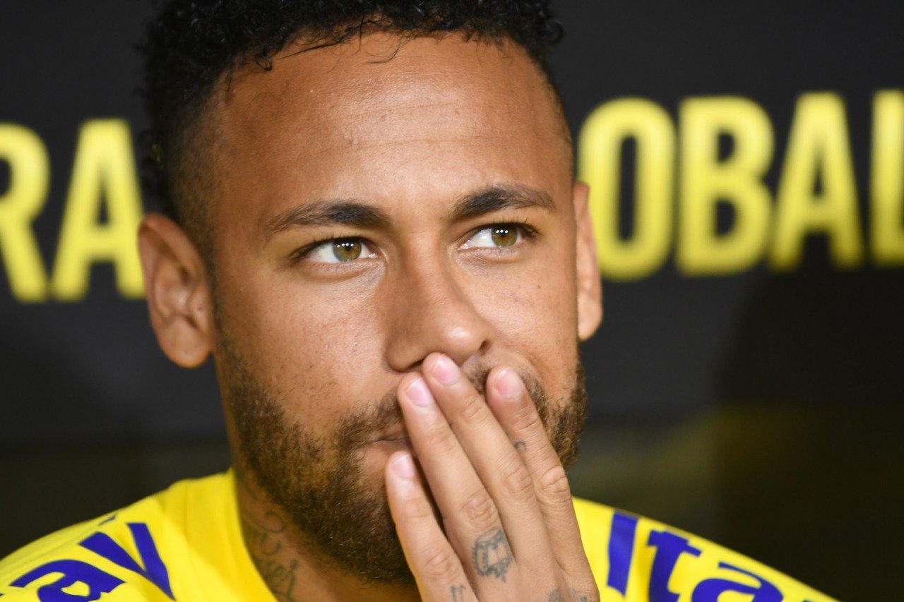 Entrando na onda: Neymar compra NFTs Bored Apes por R$ 6,1 milhões