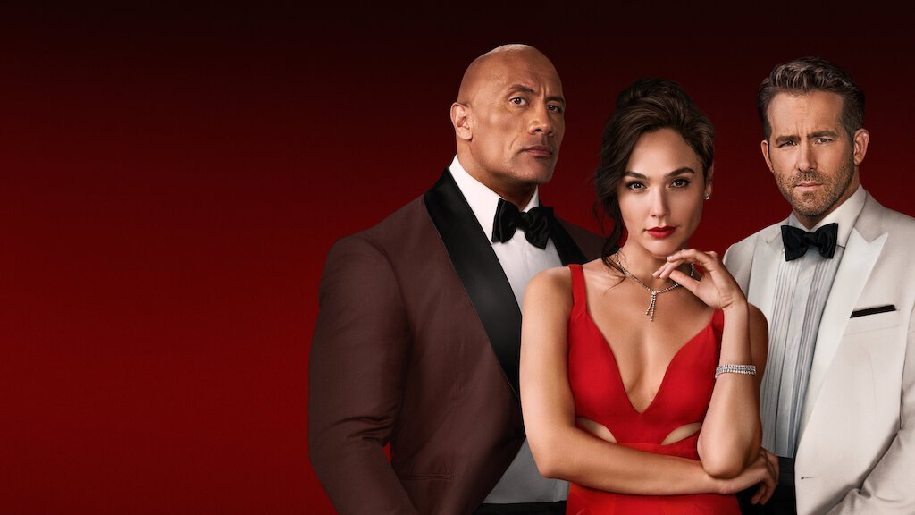 Poster do filme Alerta Vermelho da Netflix, com os protagonistas da esquerda para a direita: Dwayne Johnson, Gal Gadot e Ryan Reynolds