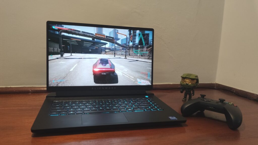 Alienware M15 R6 - Cyberpunk 2077