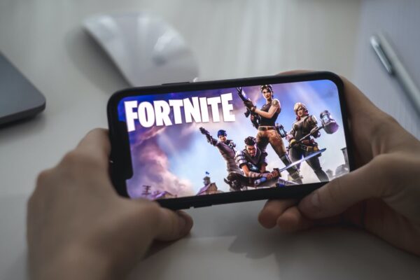 Fortnite no iPhone via Xbox Cloud Gaming