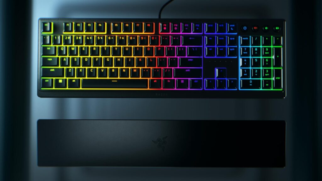 Teclado Razer Ornata V3