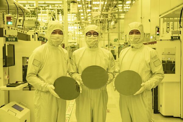 Samsung inicia produção de chips em 3nm