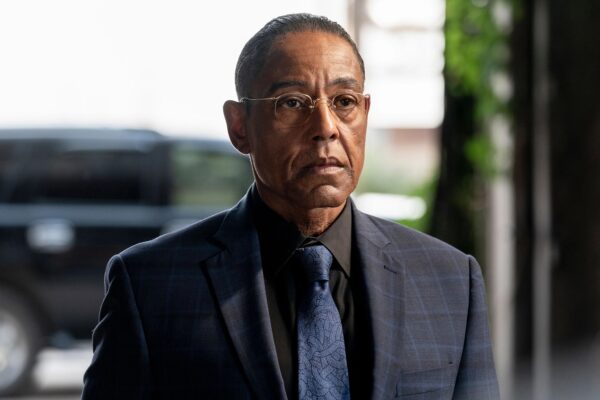 Giancarlo Esposito quer ser o novo Professor X da Marvel