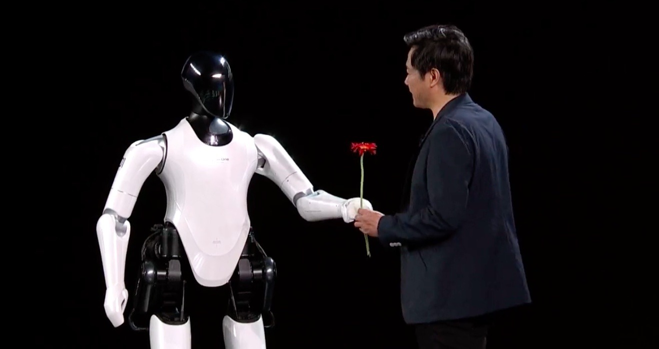 Surpresa! Xiaomi apresenta robô humanoide ao vivo