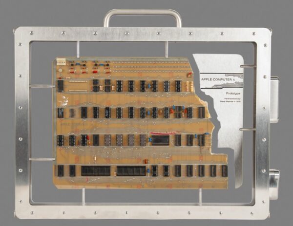 protótipo do Apple-1 usado por Steve Jobs