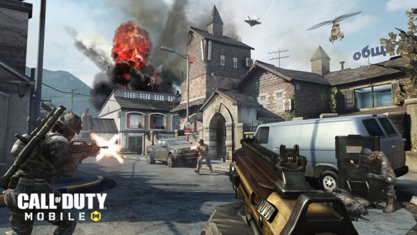 Captura de imagem mostra tela de uma partida de Call of Duty Mobile, jogo de tiro para smartphones da Activision