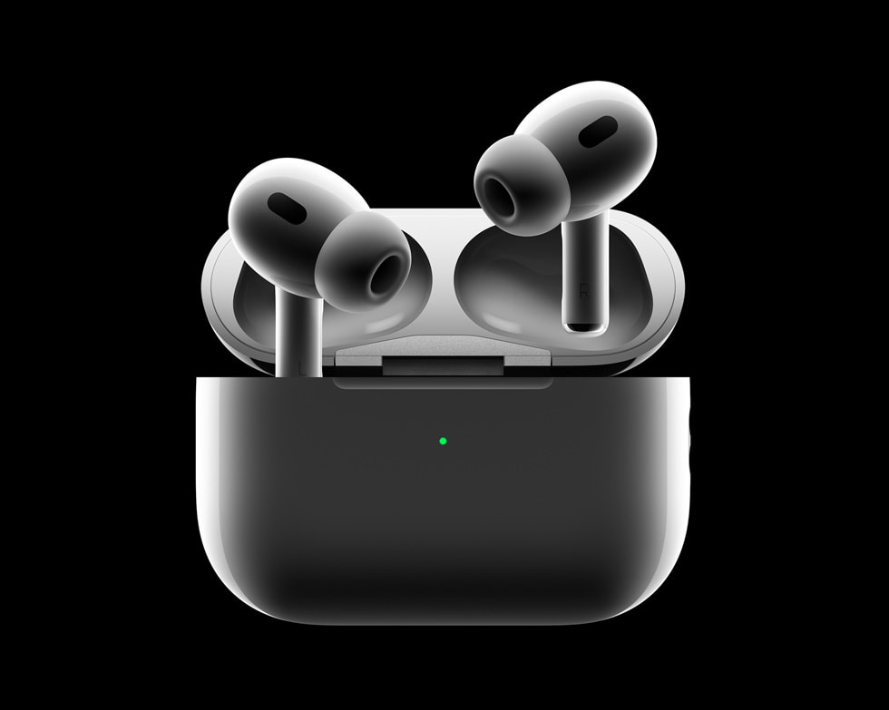 Imagem mostra nova geração de fones TWS AirPods Pro, anunciados pela Apple em evento