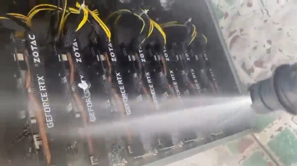 GPUs lavadas a jato