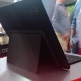 Lenovo lança notebook com 5G e tela dobrável