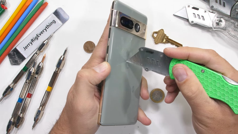 Google Pixel 7 Pro em teste de resistência