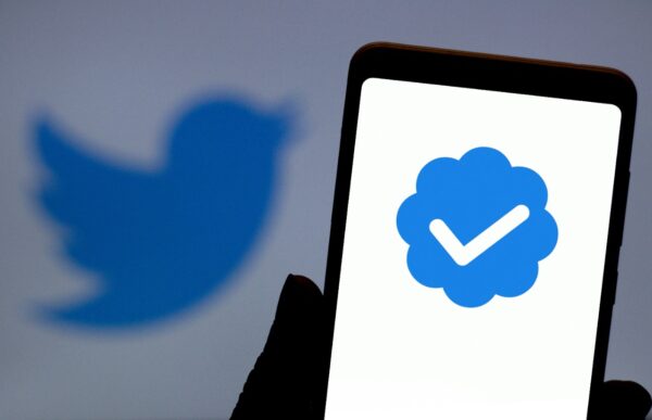 Selo de verificação do Twitter Blue