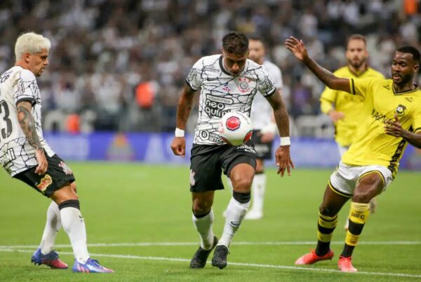 São Bernardo x Corinthians pelo Paulistão