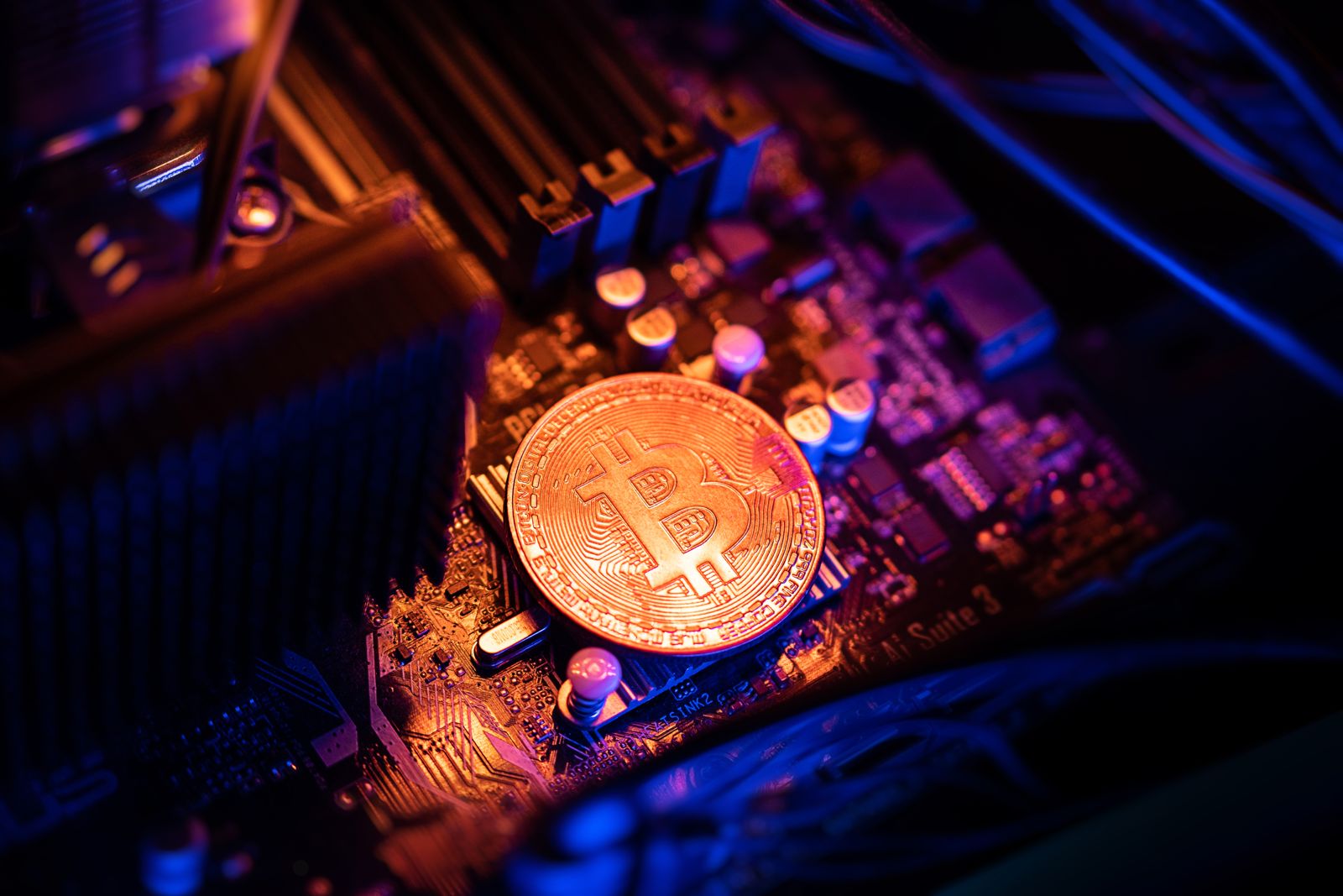 Qual o real custo das criptomoedas? Mineração nos EUA consumiu mais energia em 2022 que todos os PCs do país juntos