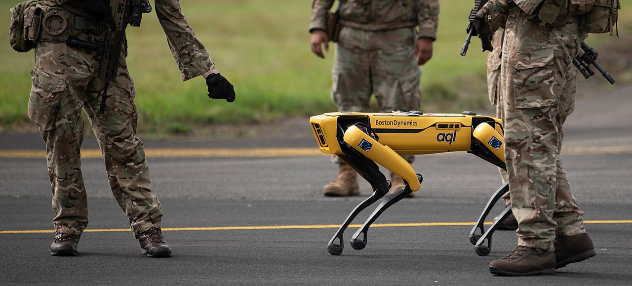 Mais de 60 países assinam apelo para uso responsável de inteligência artificial para fins militares