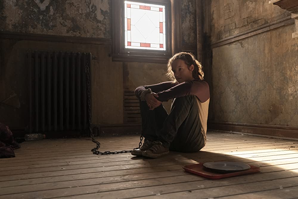 Imagem mostra a atriz Bella Ramsey como Ellie, de The Last of Us