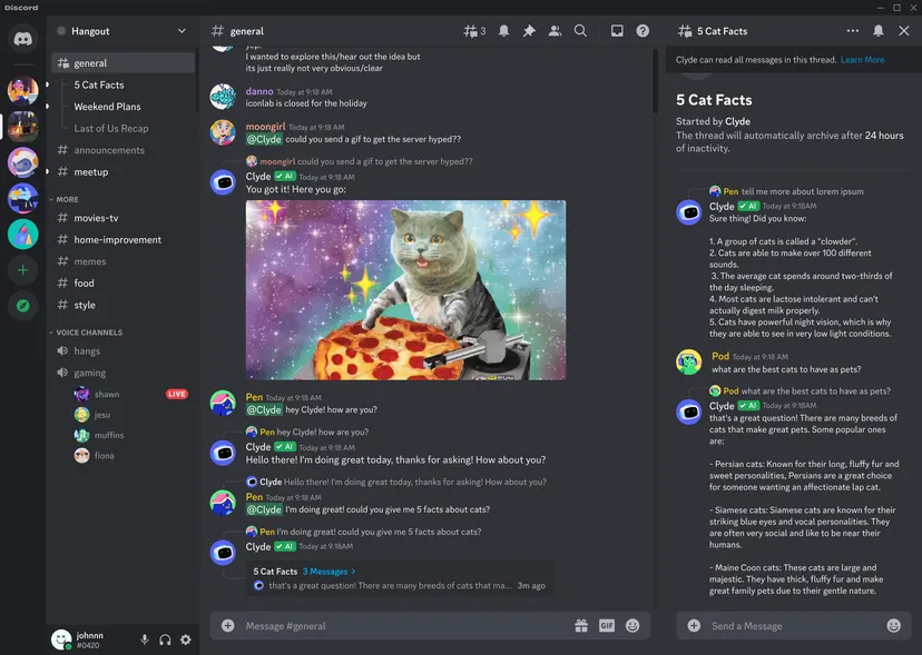 Imagem mostra o Clyde, chatbot do Discord, conversando com usuários