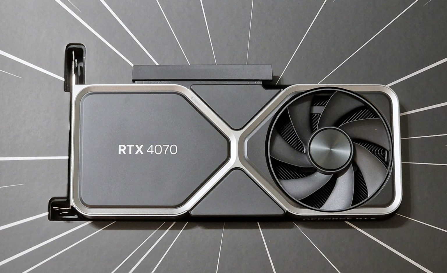 RTX 4070 supera RTX 3080 em testes de benchmark