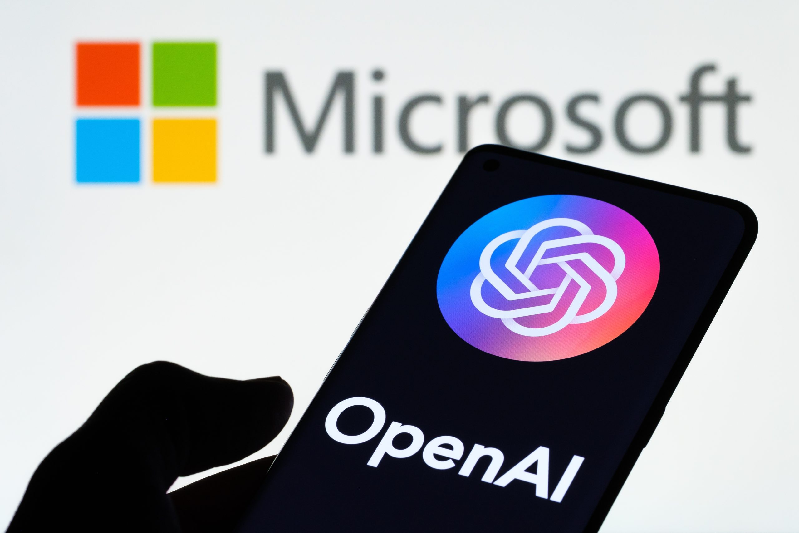 OpenAI é processada por difamação após ChatGPT inventar ficha criminal