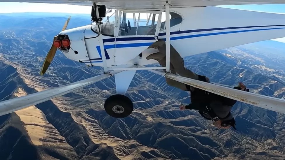 Youtuber admite que derrubou avião por audiência