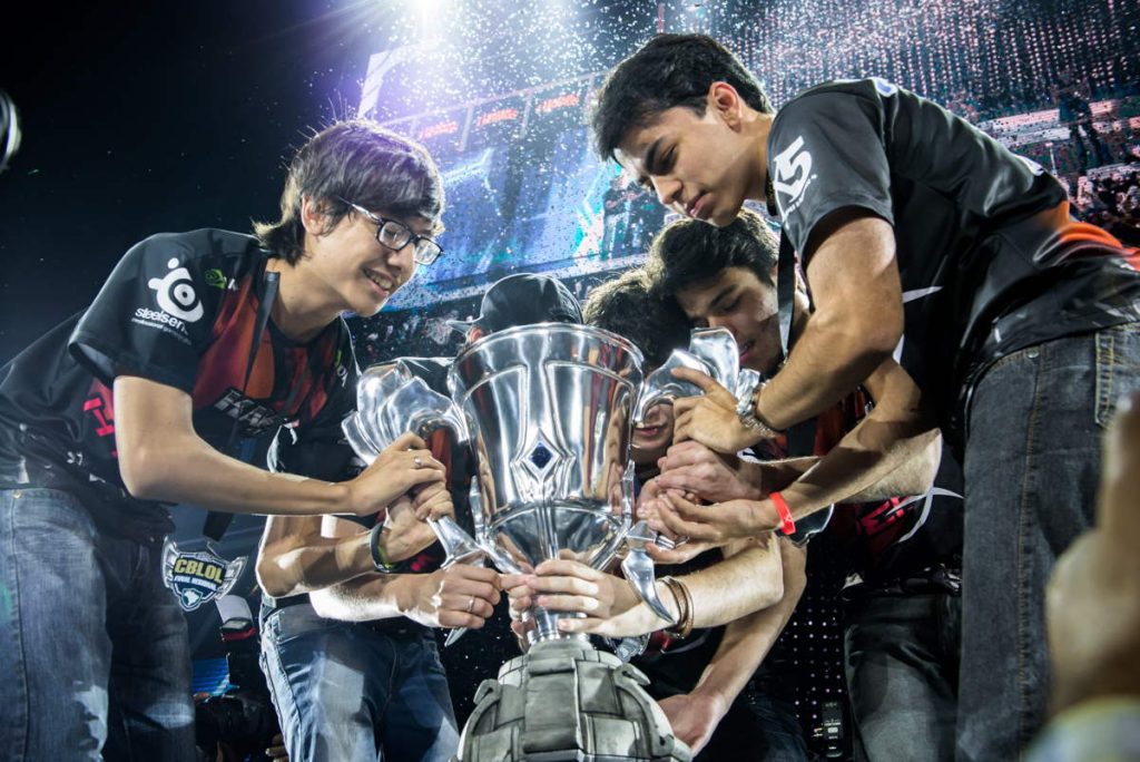 KaBuM! e-Sports - conquista do CBLOL 2014