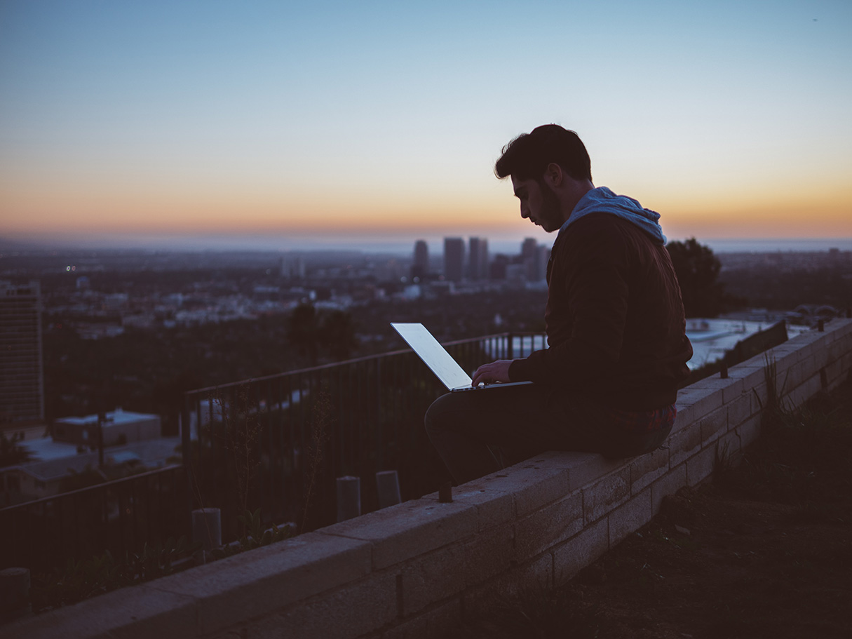 Será que a tecnologia nos faz trabalhar mais?