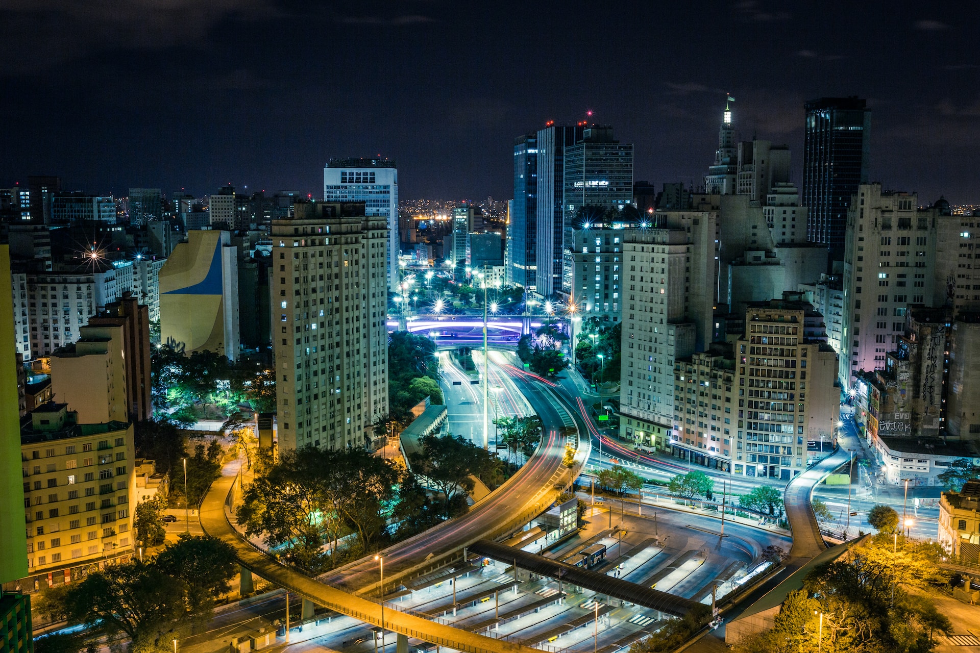 Smart Sampa: prefeitura de SP fecha acordo para instalar 20 mil câmeras com reconhecimento facial