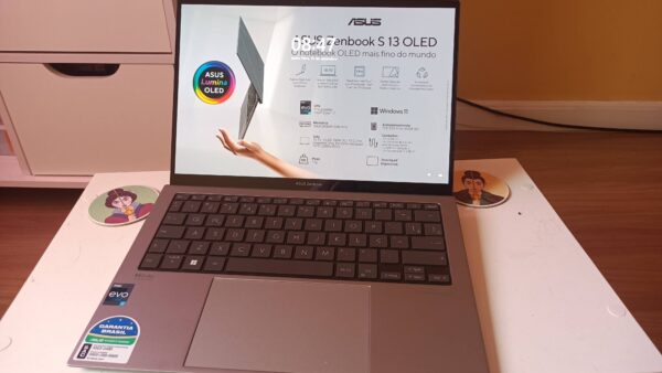 ASUS Zenbook S 13 OLED