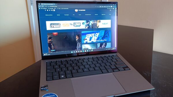 ASUS Zenbook S 13 OLED