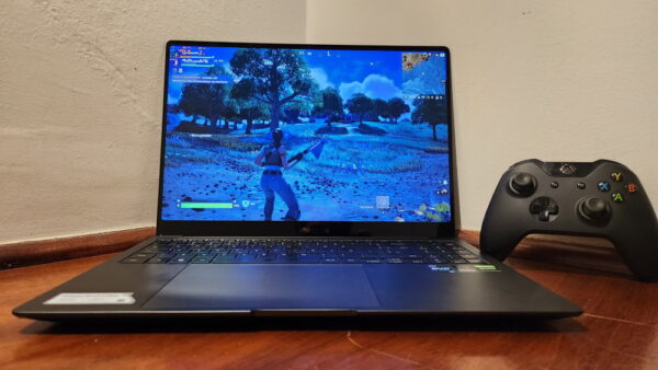 Galaxy Book3 Ultra - Fortnite