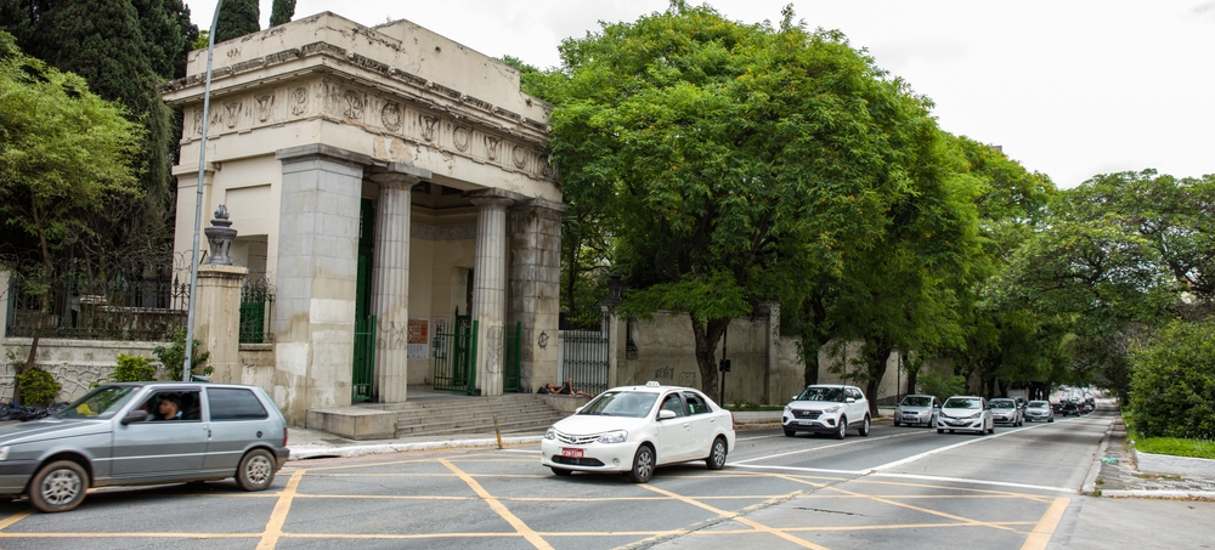 E-lápides? Cemitério da Consolação, em SP, coloca QR Codes em túmulos históricos