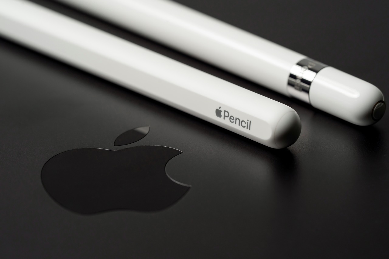 Patente sugere suporte de iPhones para canetas ópticas à la Apple Pencil